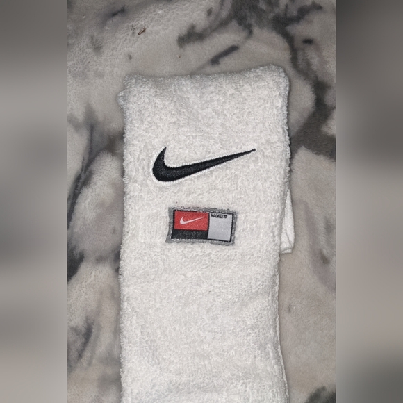 Nike Football Towel - Picture 2 of 4